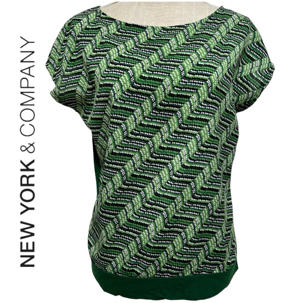 NEW YORK & COMPANY Top Blouse Women's Size Medium Retro